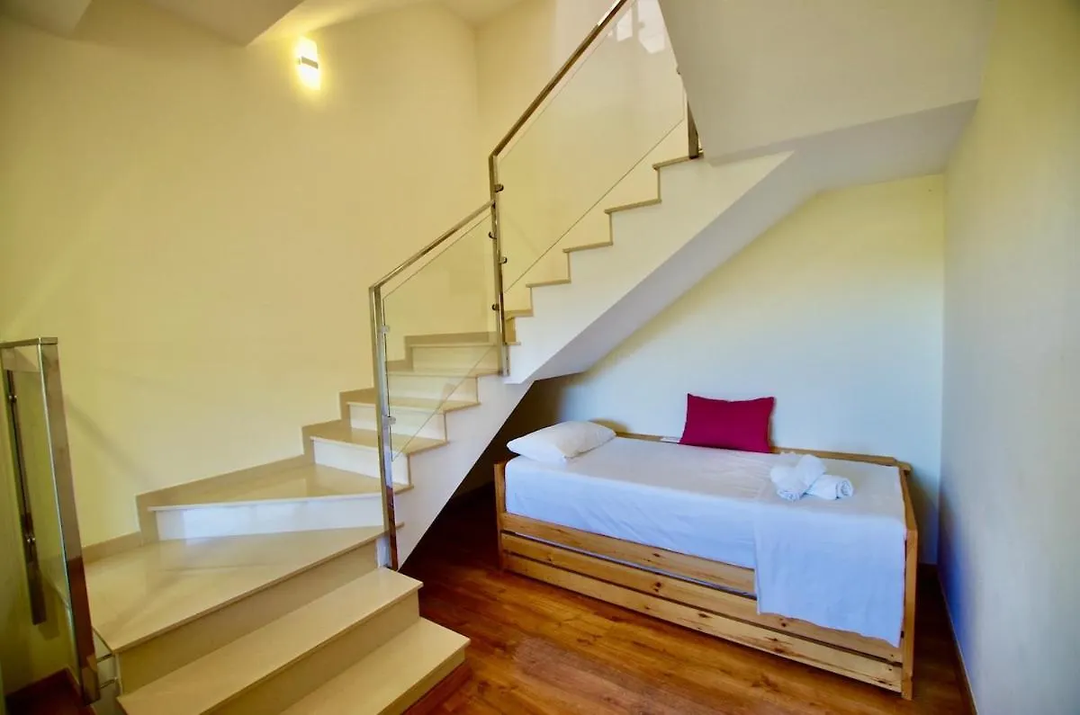 V&V Lloret- Villa Marie Luxury House With Air Conditioning Lloret de Mar